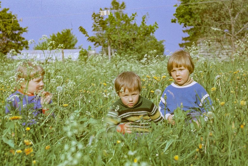 Digiteerin vanu fotosid ja slaide